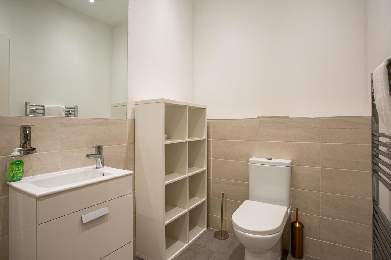 בלפסט Modern Luxury Apartment, Sleeps 6, Best Location מראה חיצוני תמונה